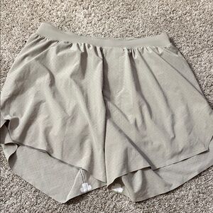 Mens Lululemon Perforated Pace Breaker 6" Short Small Men’s Lined Running EUC